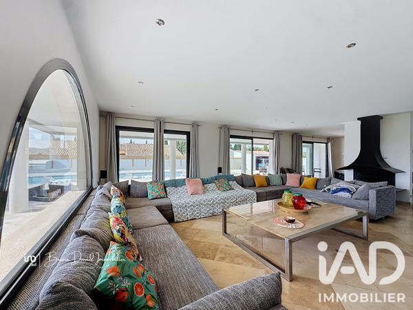 Maison à vendre 9 pièces 318 m² Pierrefeu-du-Var