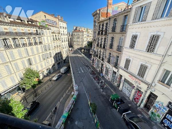 T5/6, 43 cours LIEUTAUD 13006, au 3° asc , surface 137m², à rénover, chambre de bonne et cave.