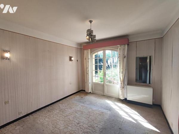 Maison familiale lumineuse avec grand terrain plat – Grasse