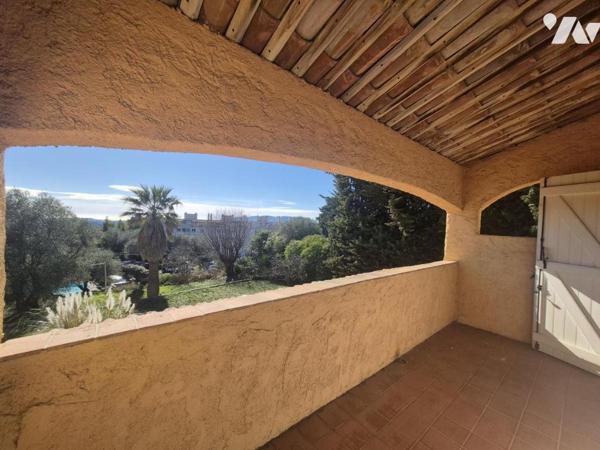 Maison familiale lumineuse avec grand terrain plat – Grasse