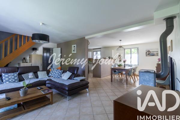 Maison à vendre 6 pièces 142 m² Jouy-le-Moutier