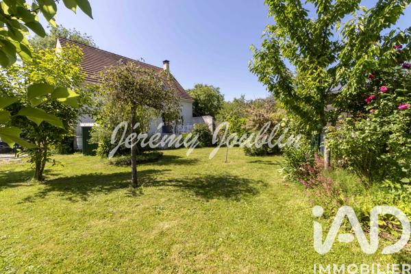 Maison à vendre 6 pièces 142 m² Jouy-le-Moutier