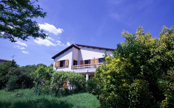 Maison à vendre    6 pièces •  Launaguet