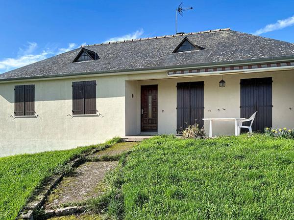 Maison familiale à Morannes-sur-Sarthe, 4 chambres, sous-sol complet