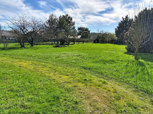 Maison familiale à Morannes-sur-Sarthe, 4 chambres, sous-sol complet
