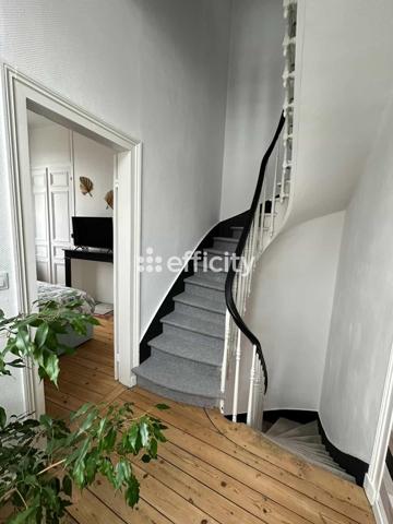 Maison
         4 pièces
        - 118 m² Exclusivité 199 000 € *