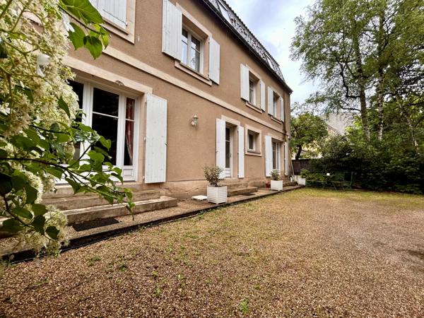 MAISONT TYPE 7 + LOCATIF - POITIERS CENTRE VILLE Poitiers (86000)