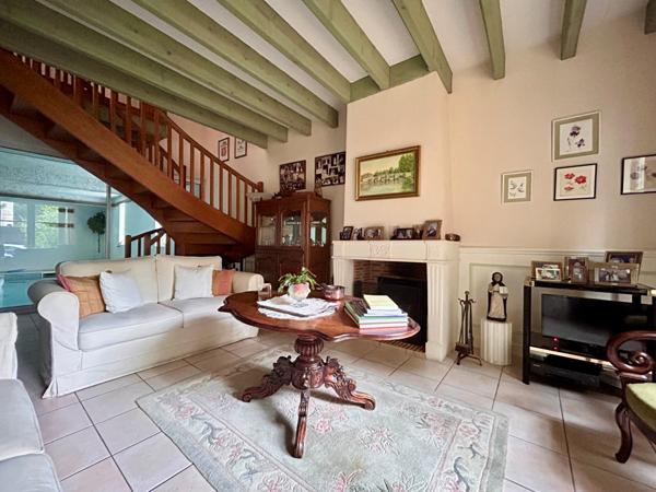 MAISONT TYPE 7 + LOCATIF - POITIERS CENTRE VILLE Poitiers (86000)