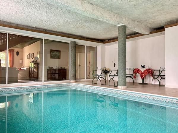 MAISONT TYPE 7 + LOCATIF - POITIERS CENTRE VILLE Poitiers (86000)