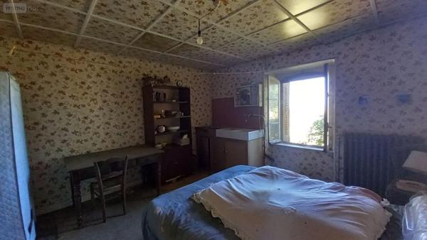 Maison à vendre à Marcenat dans le Cantal (15190), ref : FG/2392