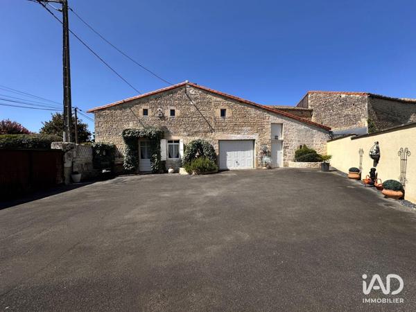 Maison à vendre 3 pièces 123 m² Chef-Boutonne