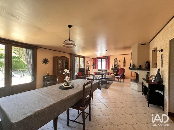 Maison à vendre 3 pièces 123 m² Chef-Boutonne