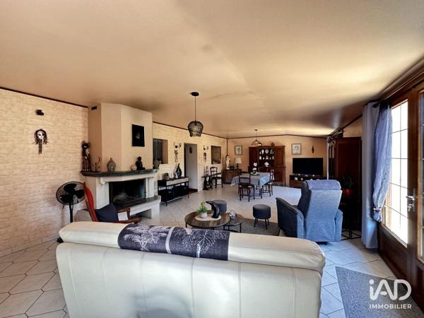 Maison à vendre 3 pièces 123 m² Chef-Boutonne