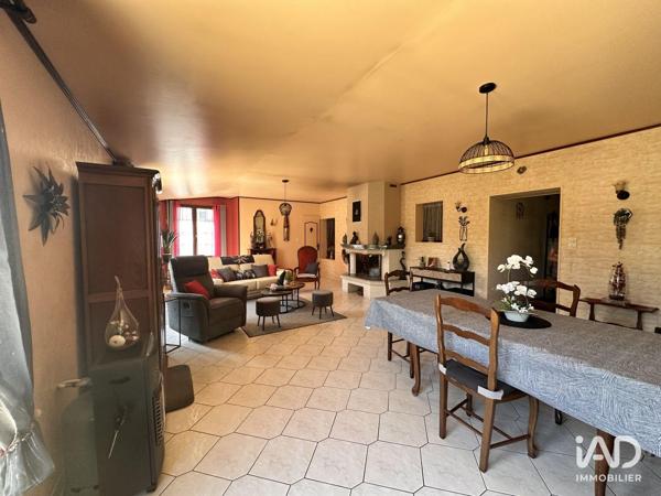 Maison à vendre 3 pièces 123 m² Chef-Boutonne