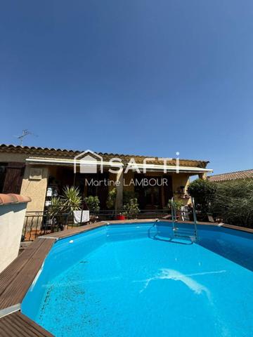 Maison T4 de plain-pied avec jardin terrasse et bassin