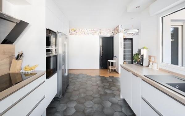 Maison à vendre    9 pièces • 240 m2 Montpellier