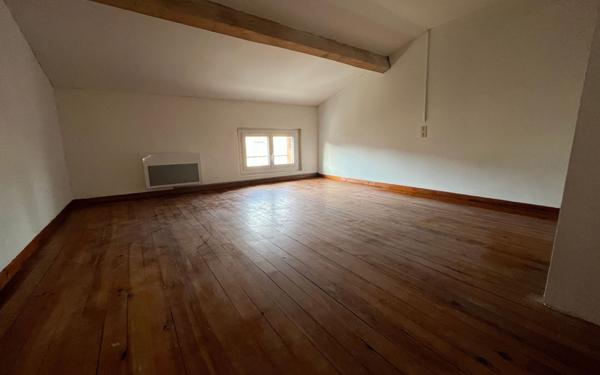 Maison à louer    4 pièces • 90 m2 Salles-sur-l'Hers