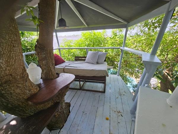 Maison à vendre 8 pièces LE GOSIER (971)