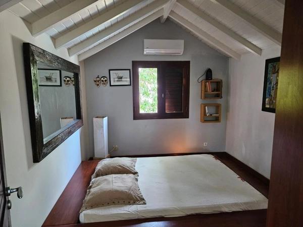 Maison à vendre 8 pièces LE GOSIER (971)