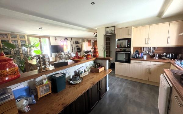 Maison à vendre    5 pièces • 124 m2 Marsilly