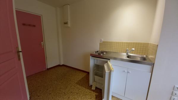 Location appartement Guingamp - 1 pièce(s) - 17 m² - 355 €/mois