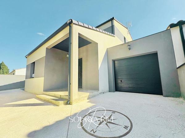 Maison familiale avec piscine proche de Carcassonne d'environ 132M2