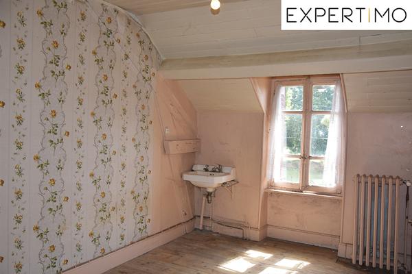 Teilhet (63560) Teilhet, maison de 230 m² sur terrain de 3923 m²