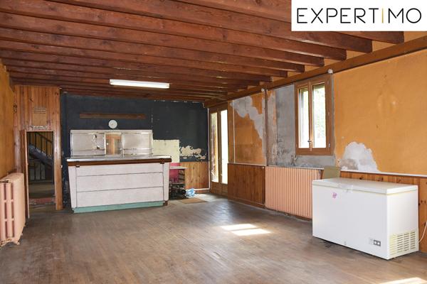 Teilhet (63560) Teilhet, maison de 230 m² sur terrain de 3923 m²