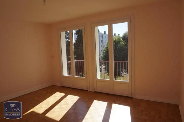 Appartement à louer 3 pièces 65.65m²