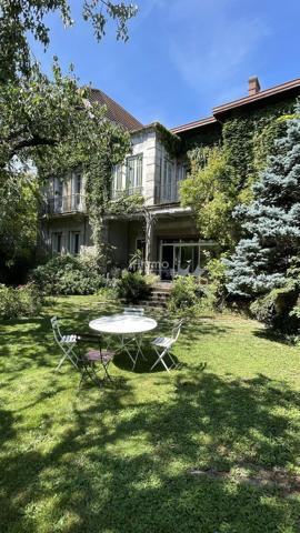 435 m² pour Coworquie étudiante ou intergénérationnelle