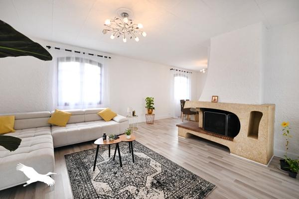 Maison à vendre |  Ruelle-sur-Touvre |  7 pièces | 157 m²