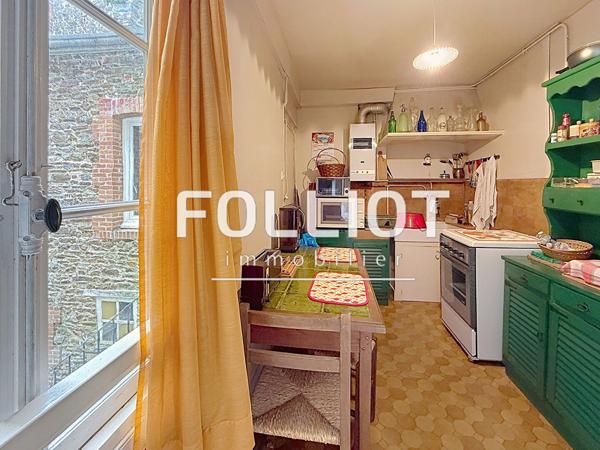 Appartement 3 pièces à vendre à Granville - Centre-ville, à rénover