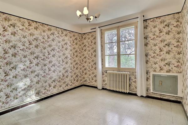 Chateau gombert (13013) Maison en 2 appartements 147m2, terrasse et terrain 510m2 piscinable au cœur de Château-Gombert