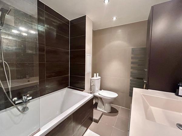 Location appartement Paris 01 - 3 pièce(s) - 51 m² - 2 350 €/mois