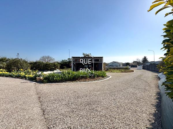 86190 VOUILLE Terrain à bâtir 824m² situé à Vouillé (86)