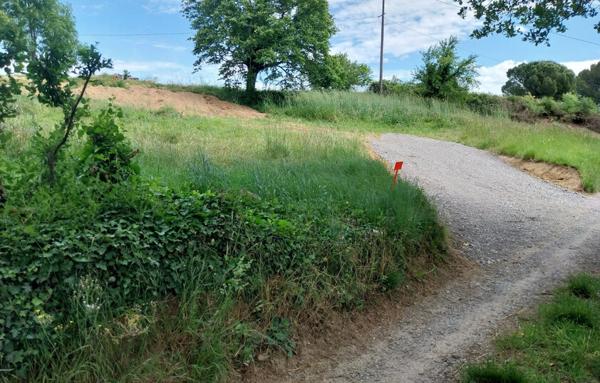 TERRAIN A BATIR 1112 M2 VIABILISE (SAINT GEORGES LES BAINS 07800)