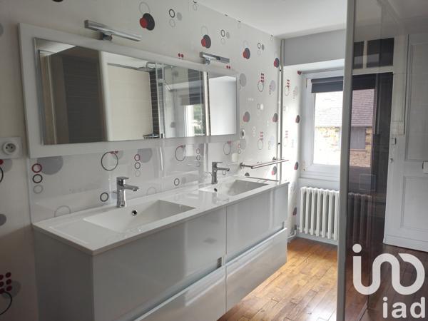 Maison 4 pièces de 135 m² à La Bouëxière (35340)