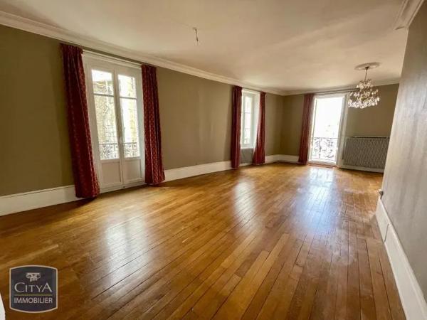 Appartement à louer 4 pièces 102.67m²