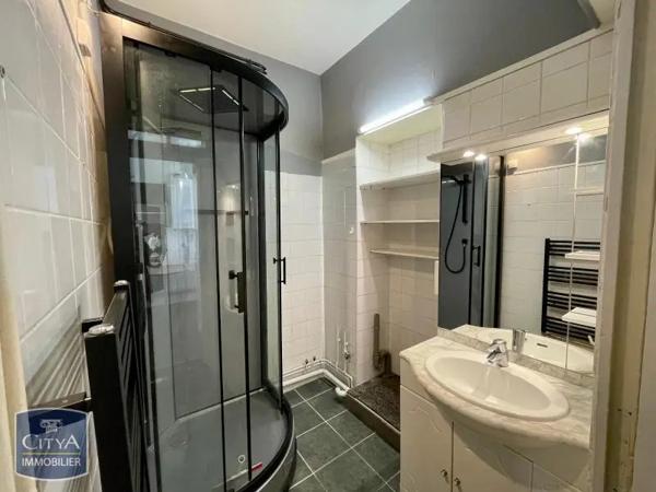 Appartement à louer 4 pièces 102.67m²