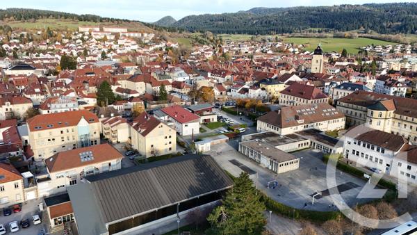 Appartement T5 à vendre  5 pièces - 100,65 m2 PONTARLIER - 25