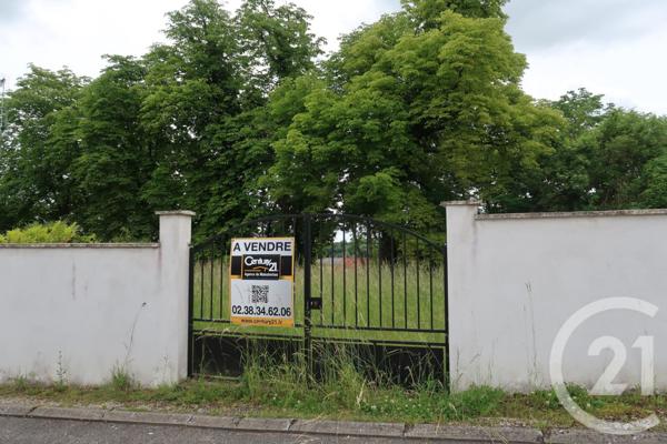 terrain à vendre 740 m2 LE MALESHERBOIS - 45