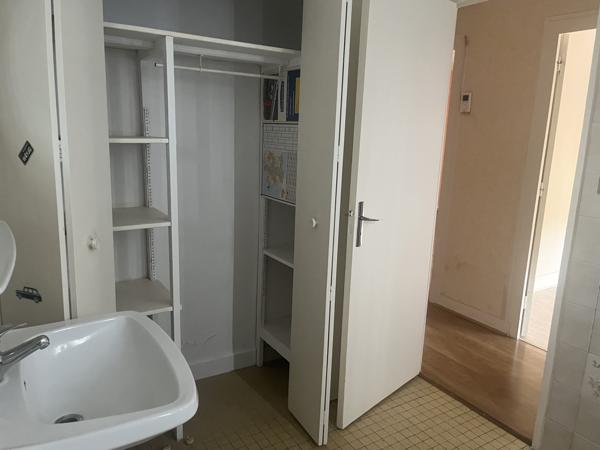 Appartement T3 d’environ 73 m² avec garage et parking – Confort et fonctionnalité au rendez-vous !