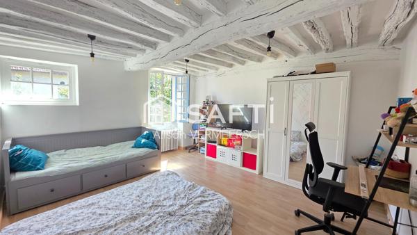Beaux volumes - 7 pièces - 4chambres - jardin