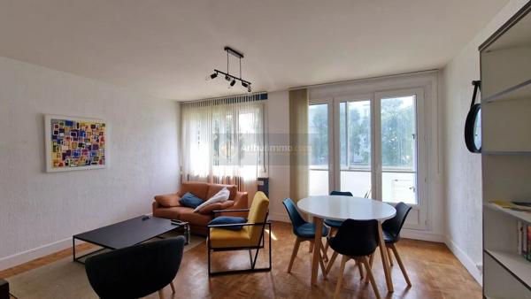 Location                                                      Chambre
                        
                     1 pièces                      11 m2                     à Brest