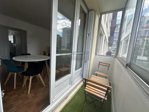 Location                                                      Chambre
                        
                     1 pièces                      11 m2                     à Brest