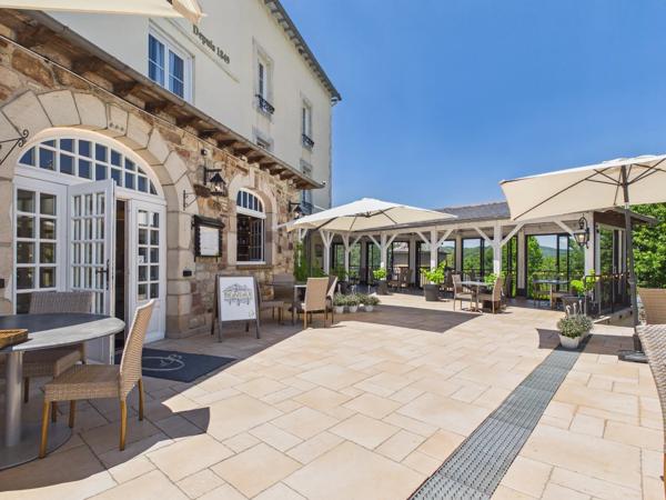 Hôtel-Restaurant de Caractère avec 17 Chambres, et Appartement de Fonction à Najac