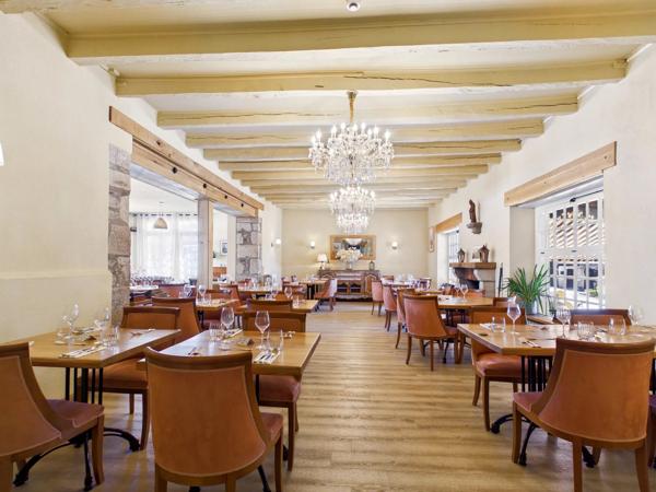 Hôtel-Restaurant de Caractère avec 17 Chambres, et Appartement de Fonction à Najac