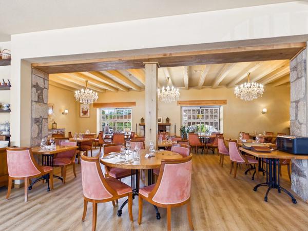 Hôtel-Restaurant de Caractère avec 17 Chambres, et Appartement de Fonction à Najac