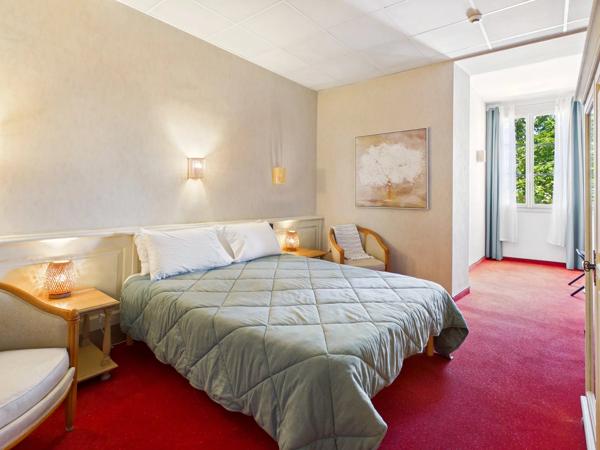 Hôtel-Restaurant de Caractère avec 17 Chambres, et Appartement de Fonction à Najac