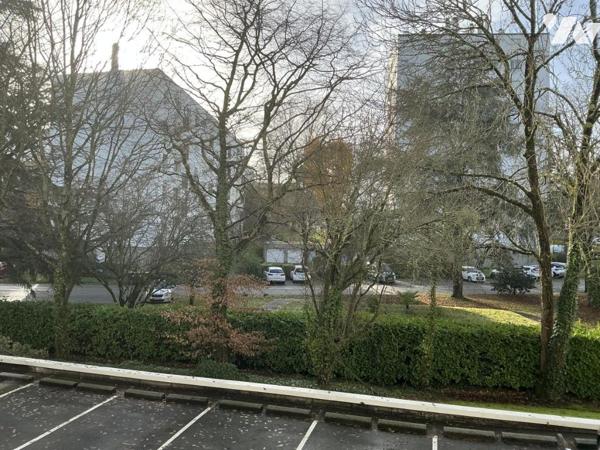 A VENDRE 56 VANNES PALAIS DES ARTS T2 41m² env.  cave et Parking